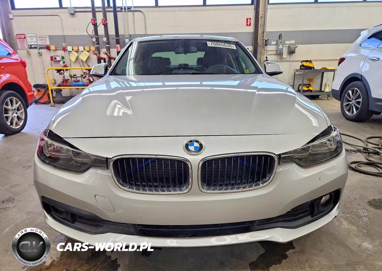 2017 BMW 320 I VIN:WBA8E1G53HNU13943 - 5