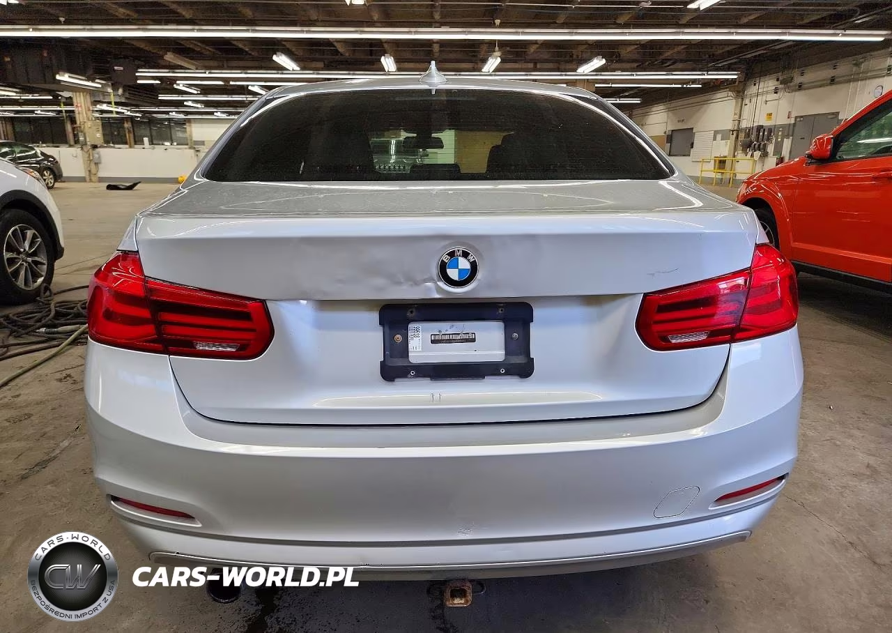 2017 BMW 320 I VIN:WBA8E1G53HNU13943 - 6