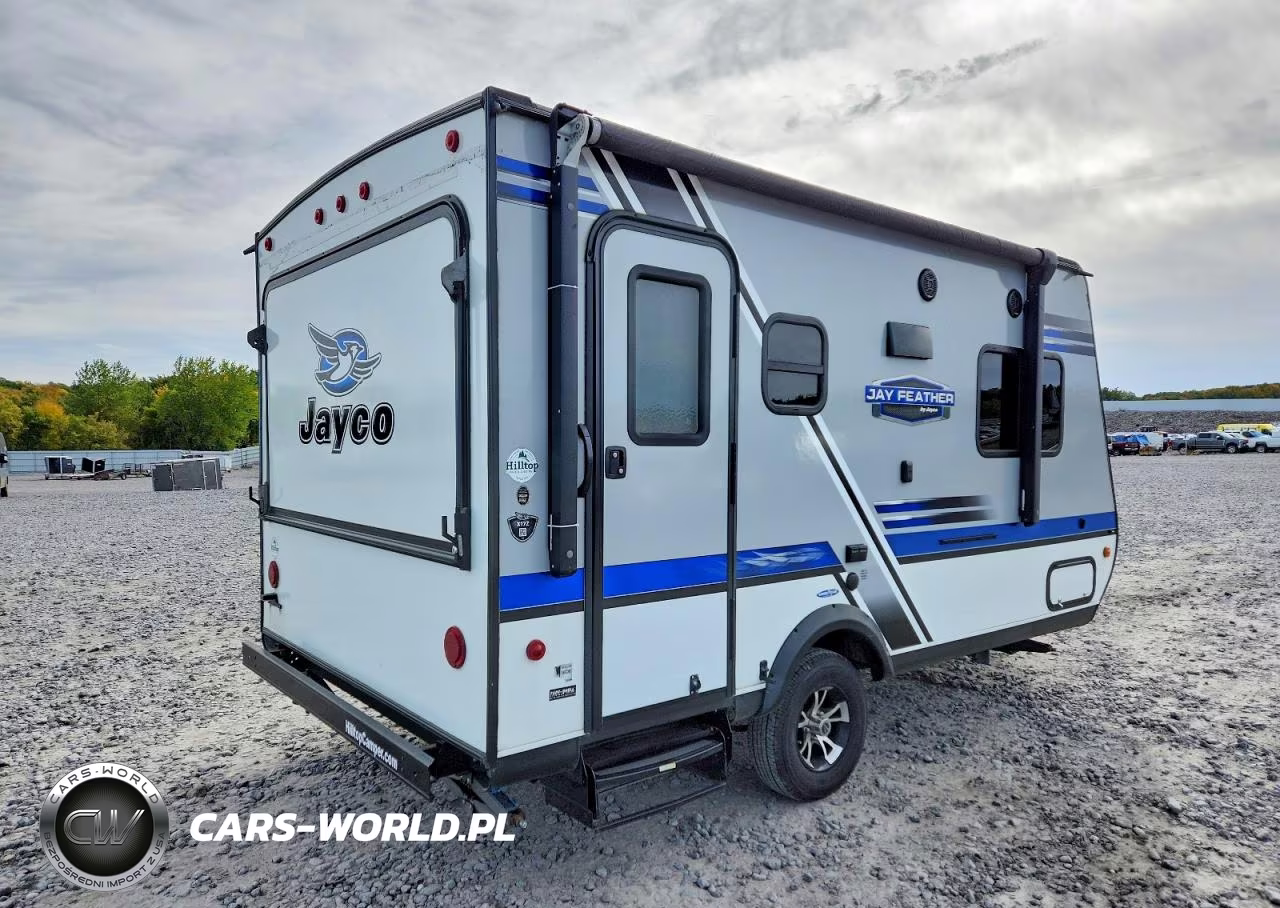2018 Jayco Jay Feather Camper VIN:1UJBJHAH4J1JZ0079 - 4