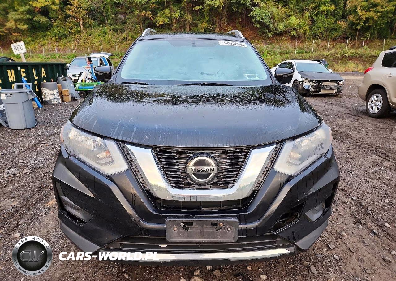 2018 Nissan Rogue S VIN:KNMAT2MV1JP609040 - 5