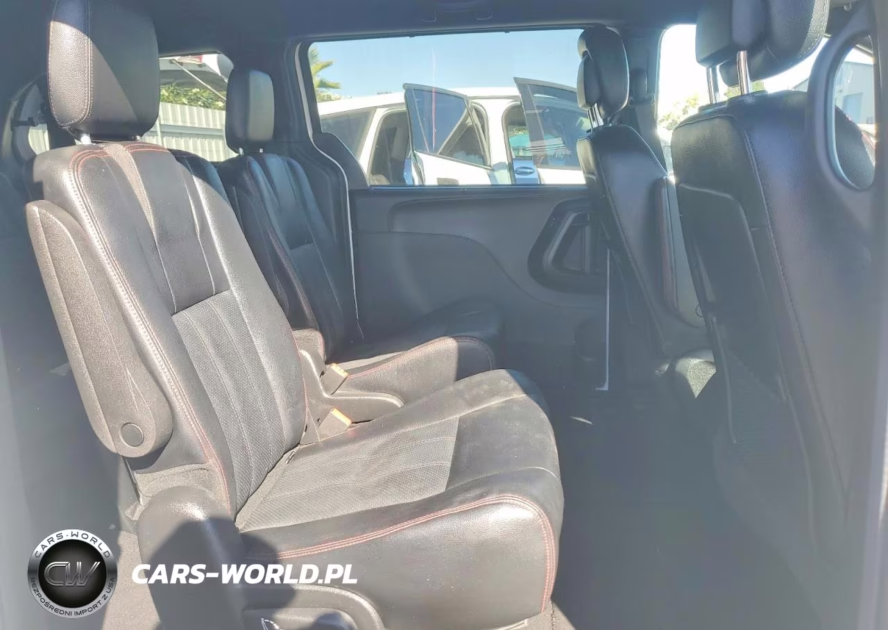 2019 Dodge Grand Caravan Gt VIN:2C4RDGEG3KR694802 - 11
