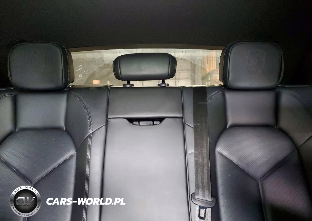 2023 Porsche Macan Base VIN:WP1AA2A55PLB05017 - 10
