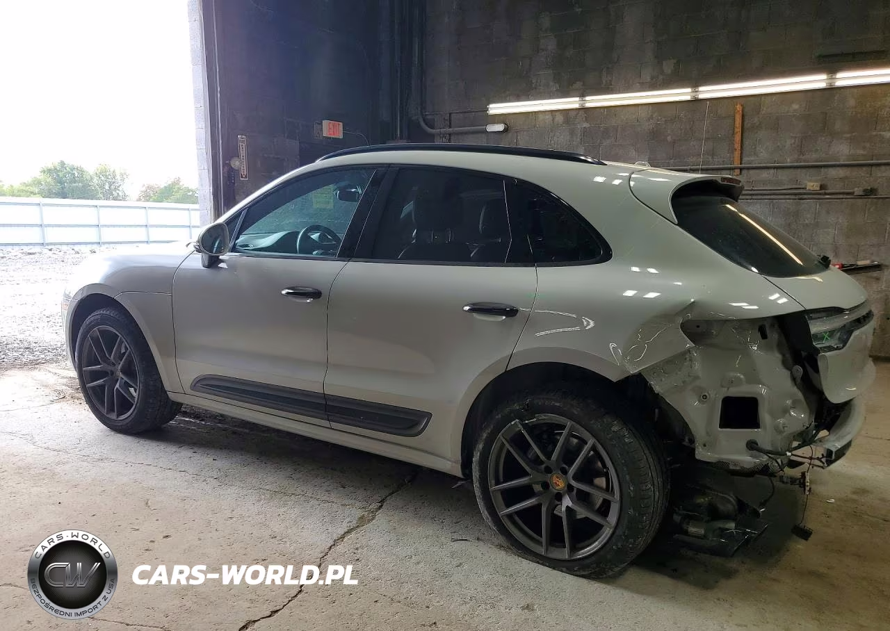 2023 Porsche Macan Base VIN:WP1AA2A55PLB05017 - 2