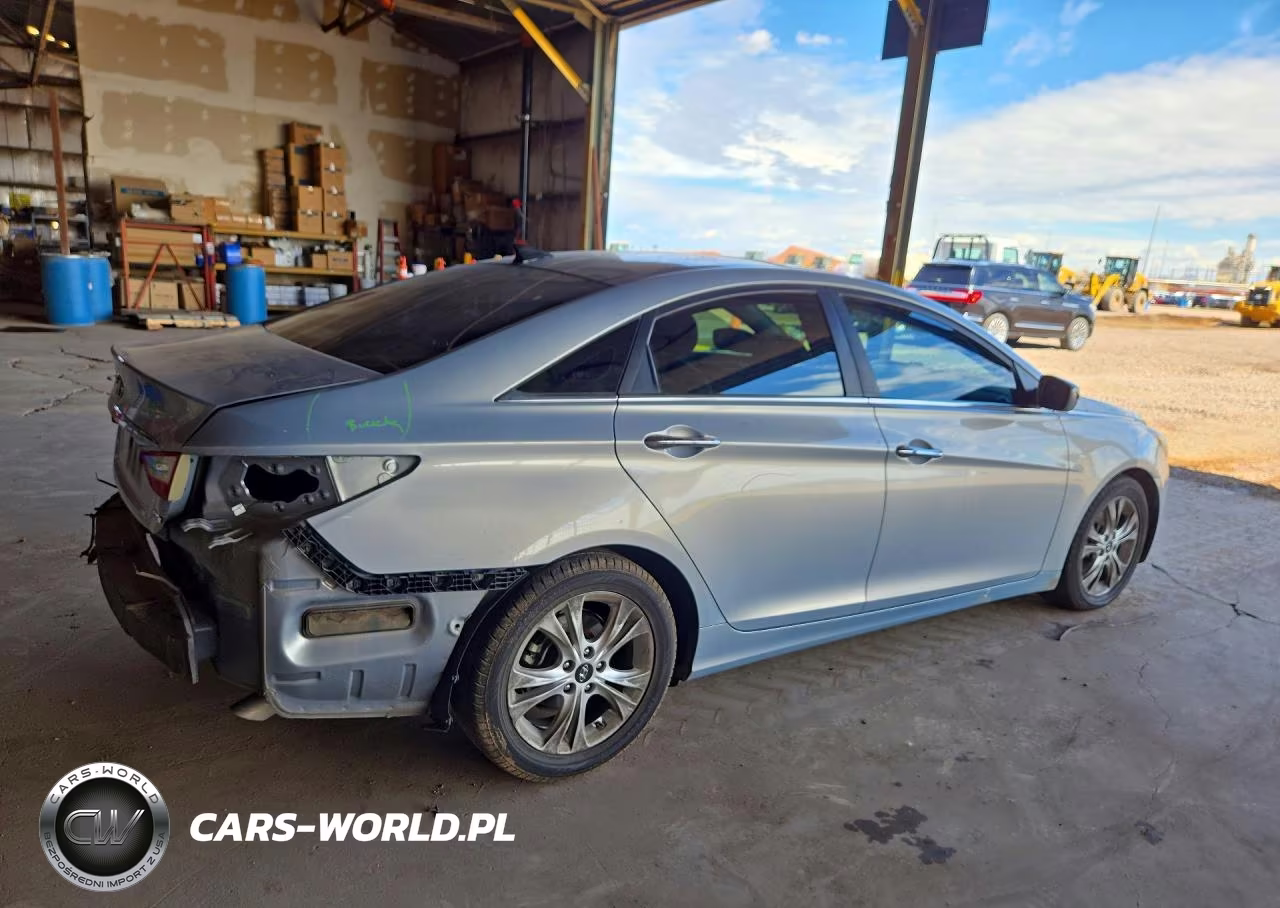 2013 Hyundai Sonata Limited VIN:5NPEC4AC6DH630630 - 3