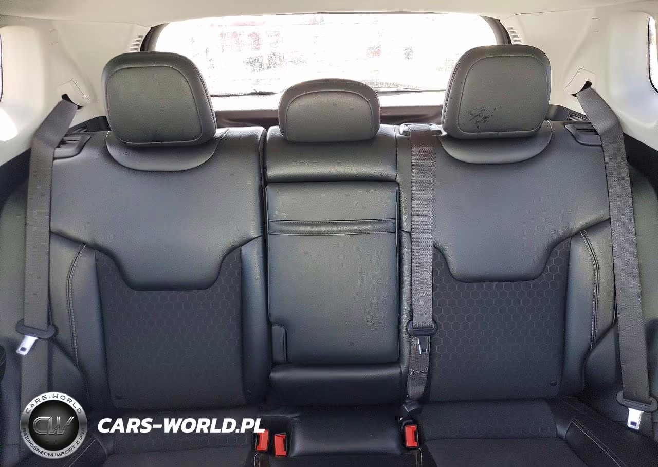 2019 Jeep Compass Latitude VIN:3C4NJCBB9KT855546 - 10
