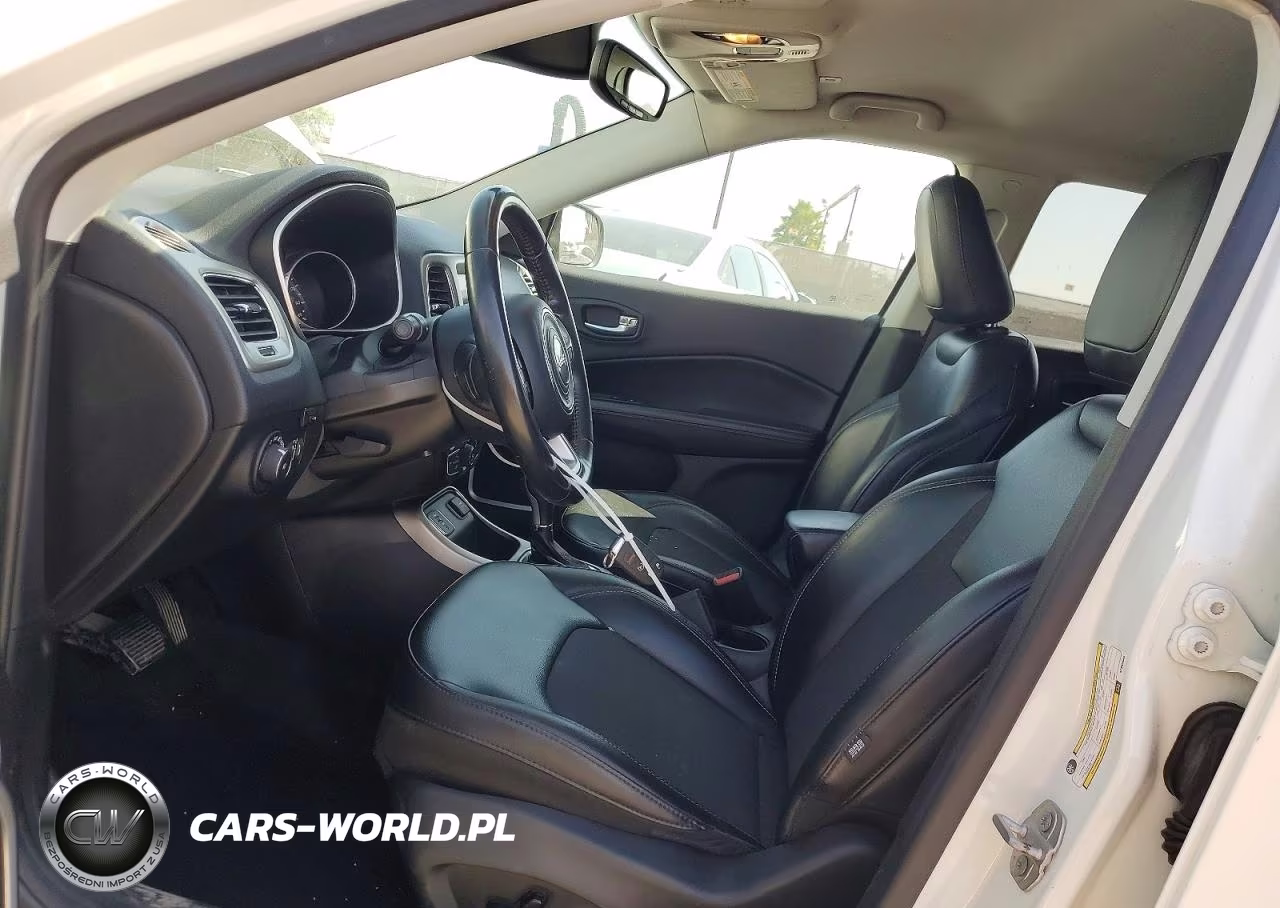 2019 Jeep Compass Latitude VIN:3C4NJCBB9KT855546 - 7