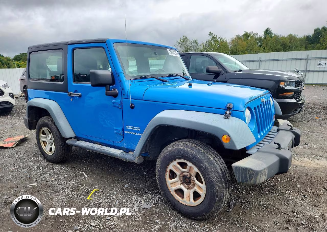 2012 Jeep Wrangler Sport VIN:1C4AJWAG9CL157660 - 4