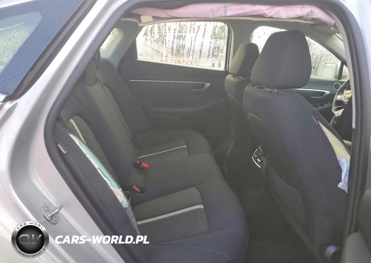 2026 Hyundai Sonata Hybrid Blue VIN:KMHL24JJ8TA148400 - 10