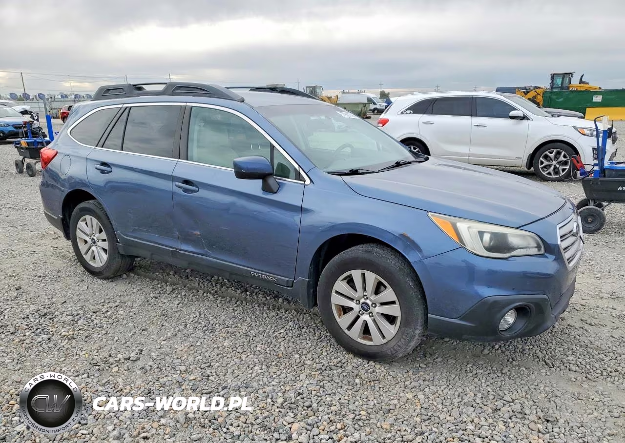 2015 Subaru Outback 2.5I Premium VIN:4S4BSBCC7F3322206 - 4