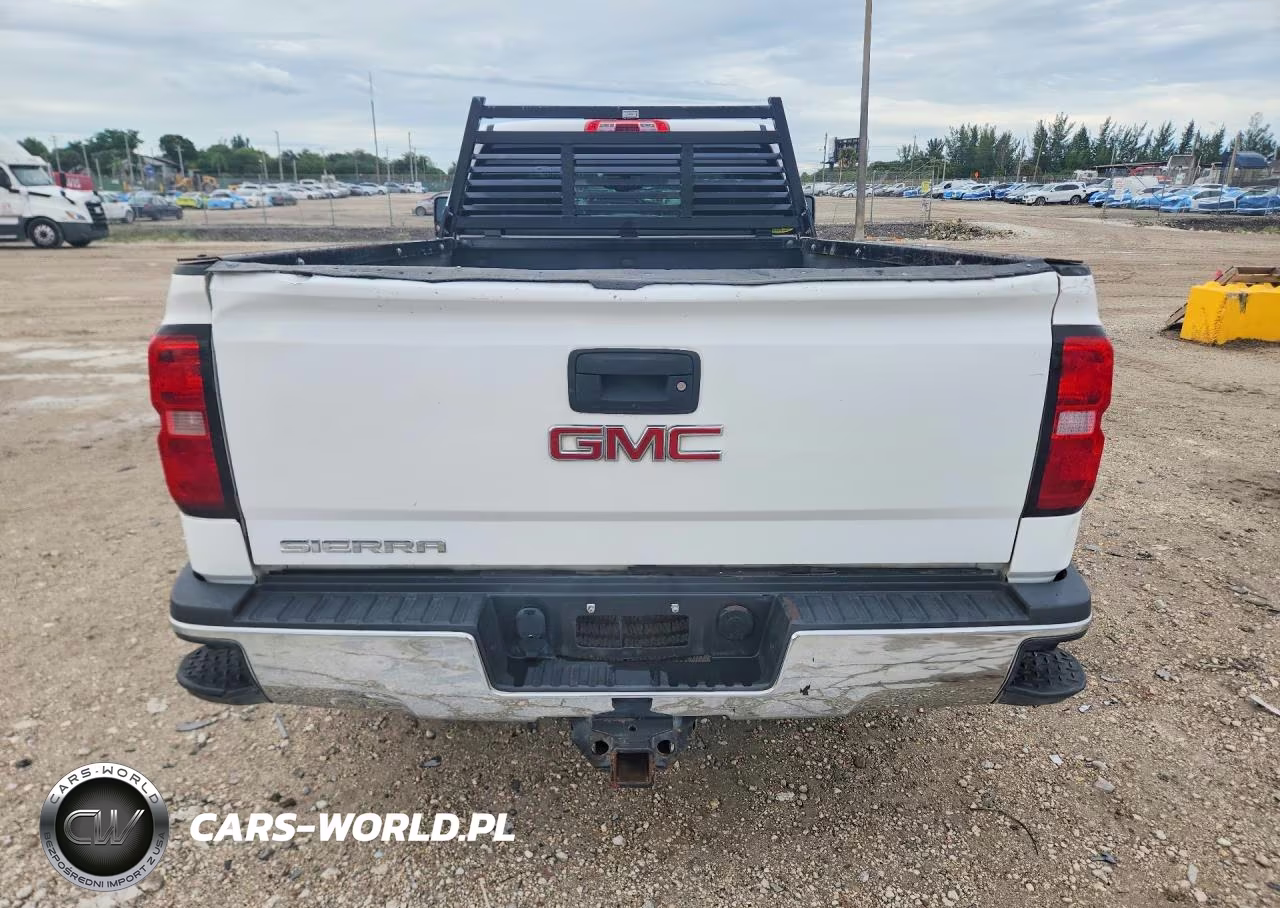 2016 Chevrolet Silverado C2500 Heavy Duty VIN:1GC1CUE86GF275736 - 6