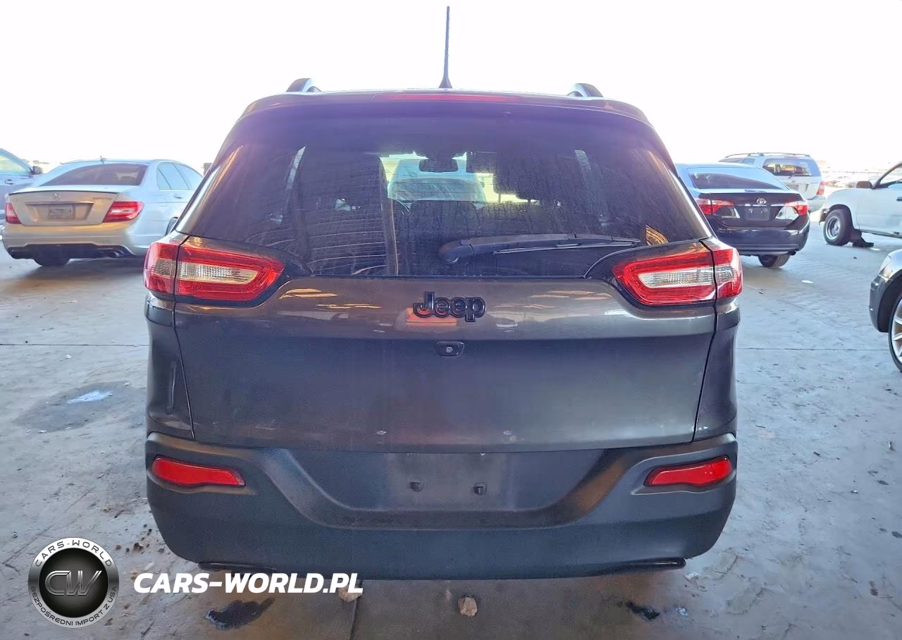 2018 Jeep Cherokee Latitude VIN:1C4PJLCB5JD540593 - 6