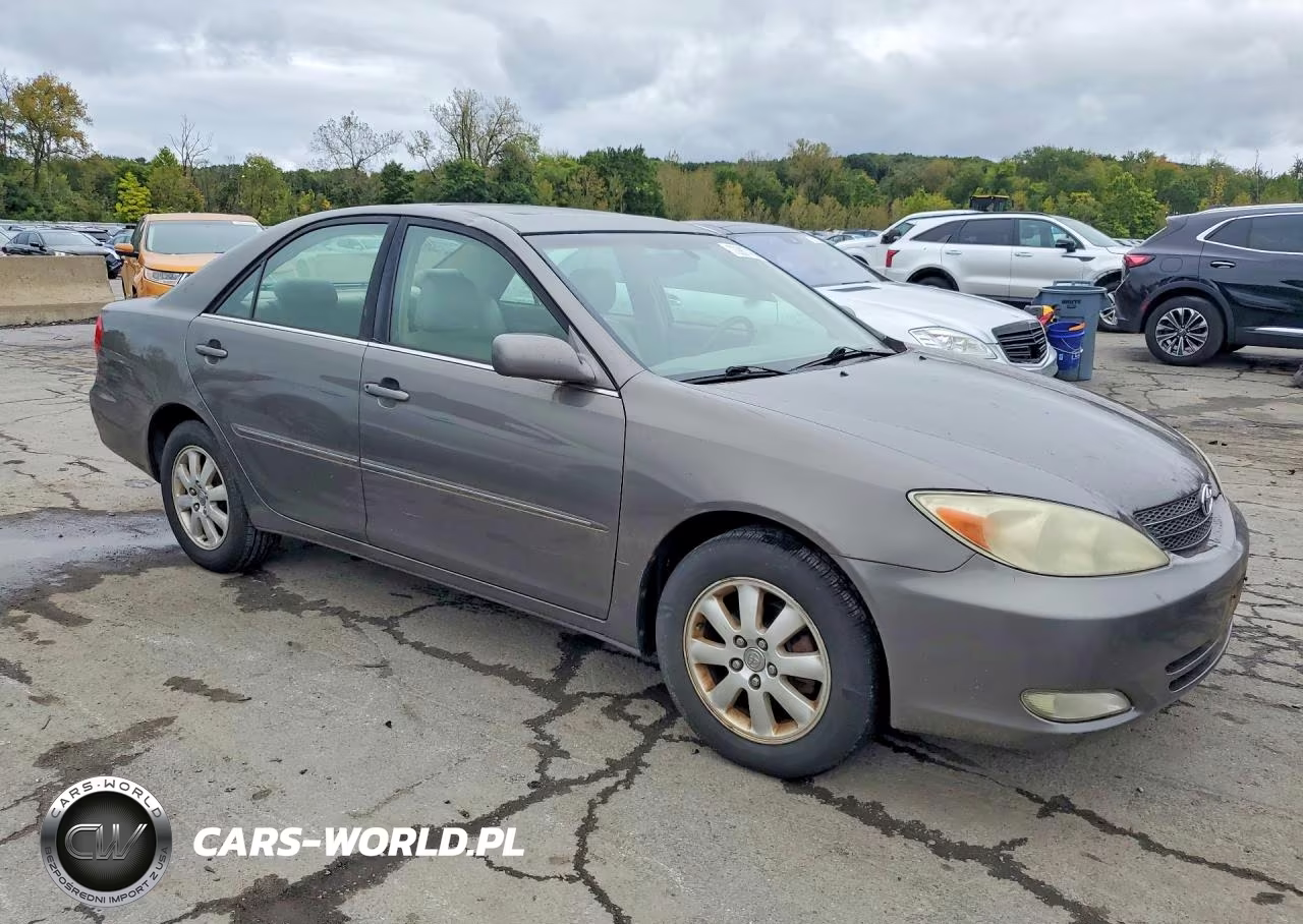 2003 Toyota Camry Xle VIN:4T1BE30K53U767638 - 4