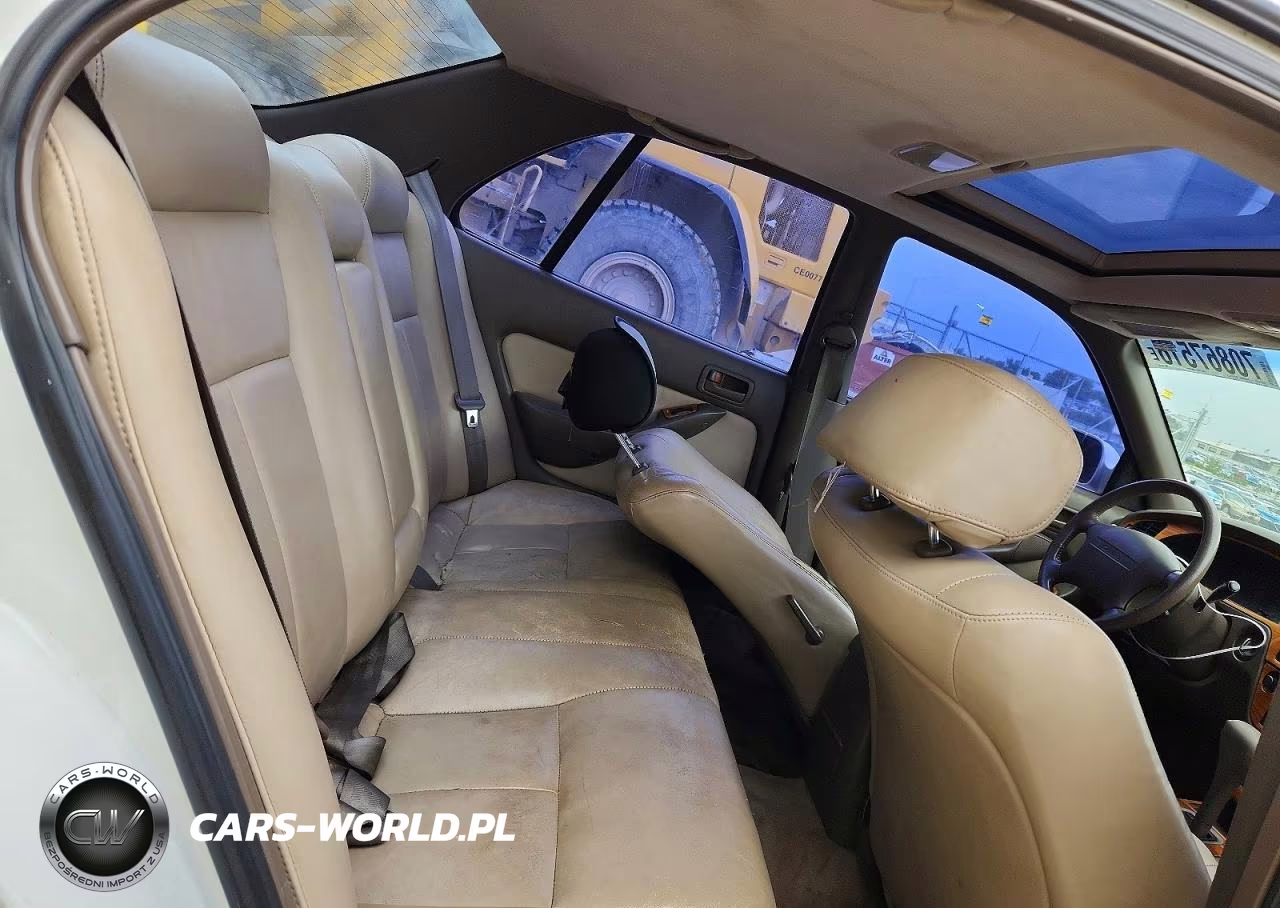 1996 Toyota Camry Le V6 VIN:JT2BF12K6T0147139 - 10