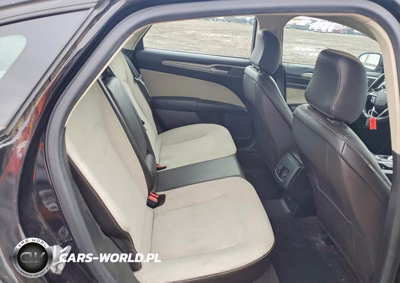 2020 Ford Fusion Se VIN:3FA6P0HD7LR264775 - 10