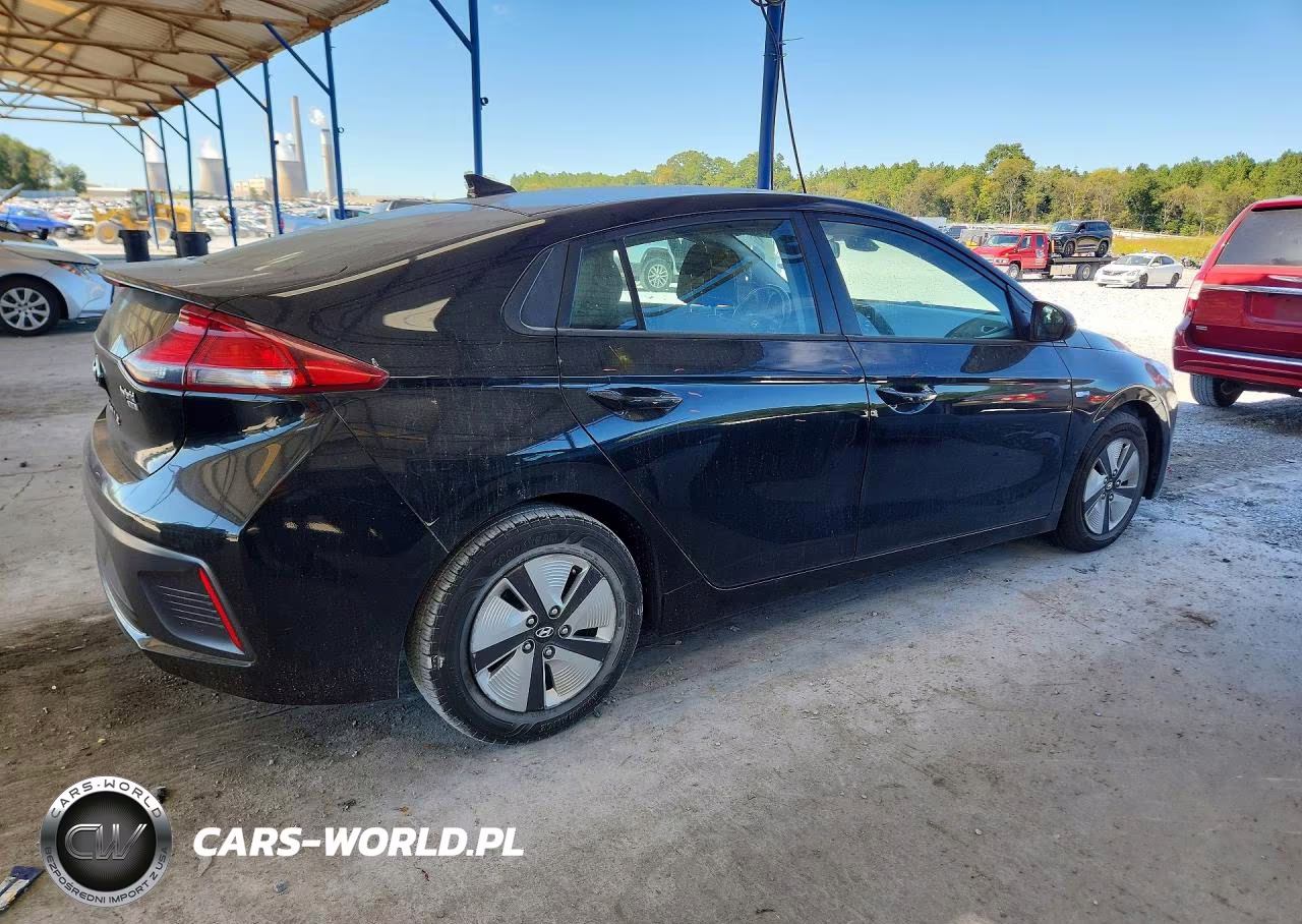 2020 Hyundai Ioniq Blue VIN:KMHC65LC1LU239063 - 3