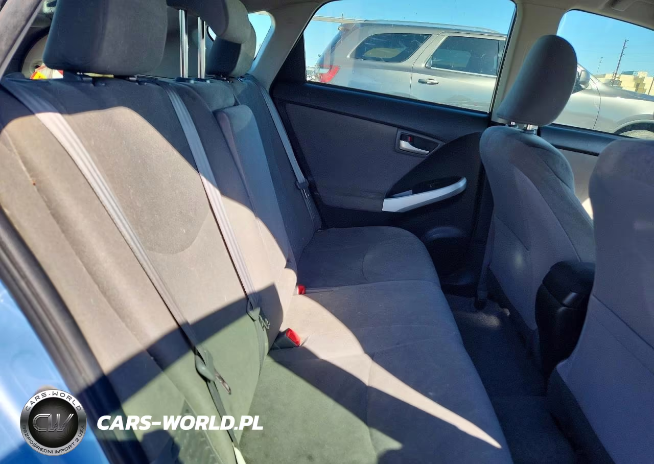 2014 Toyota Prius Plug-In Hybrid Base VIN:JTDKN3DP2E3050522 - 10