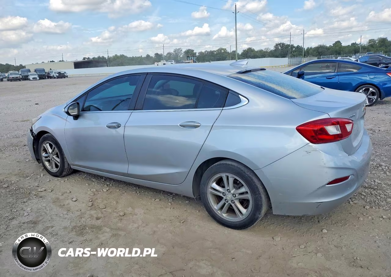 2018 Chevrolet Cruze Lt VIN:1G1BE5SM0J7247530 - 2