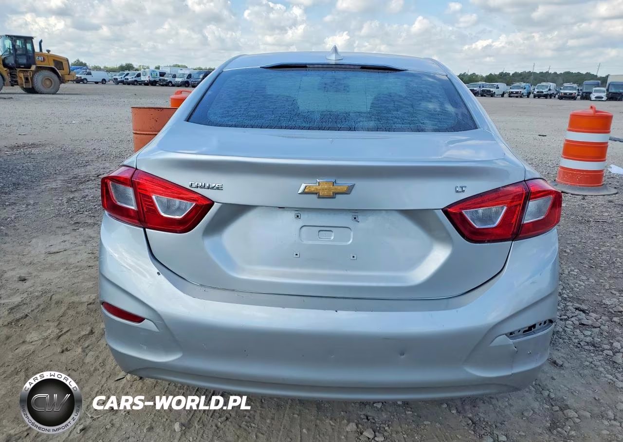 2018 Chevrolet Cruze Lt VIN:1G1BE5SM0J7247530 - 6