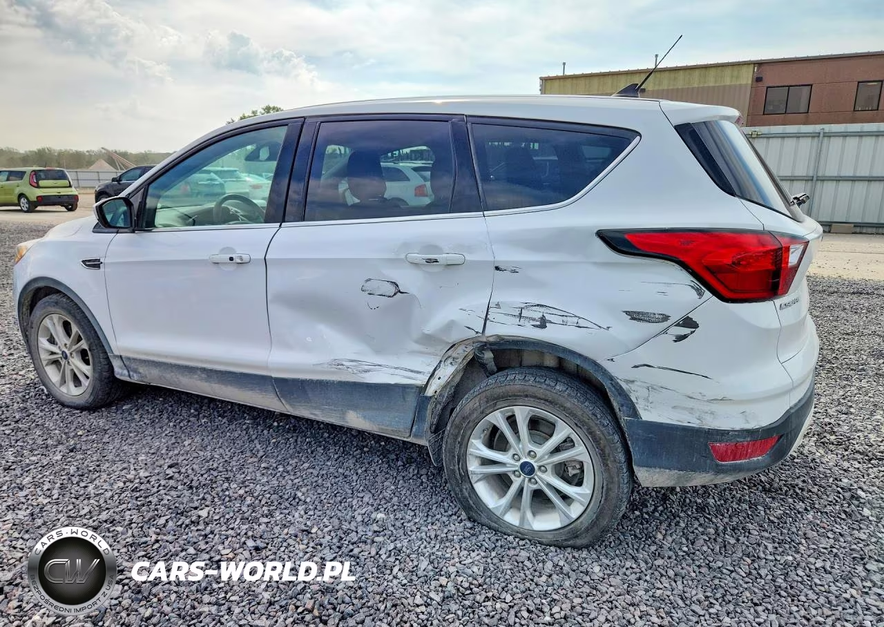 2019 Ford Escape Se VIN:1FMCU9GD3KUB81391 - 2