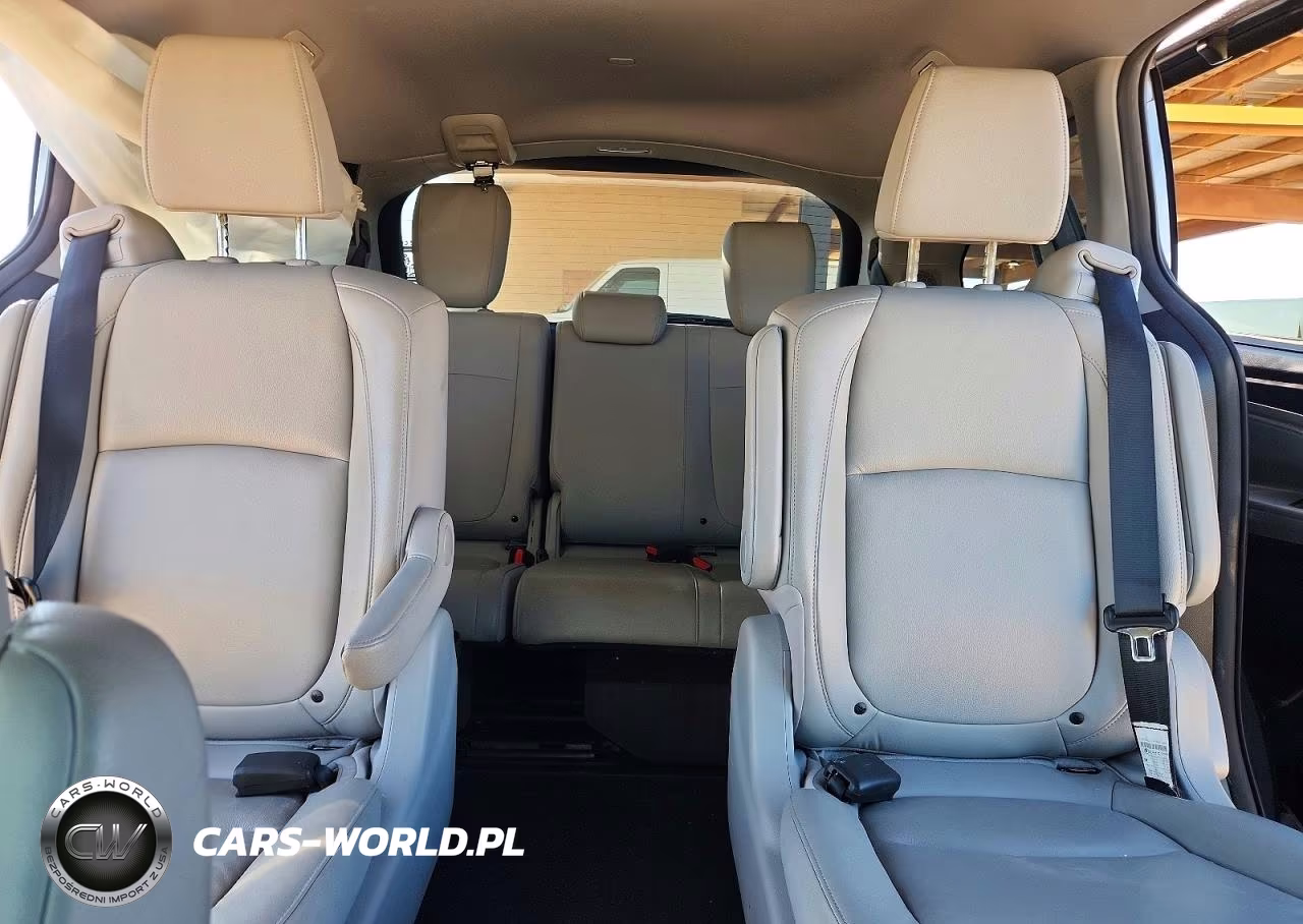2020 Honda Odyssey Elite VIN:5FNRL6H94LB006216 - 10