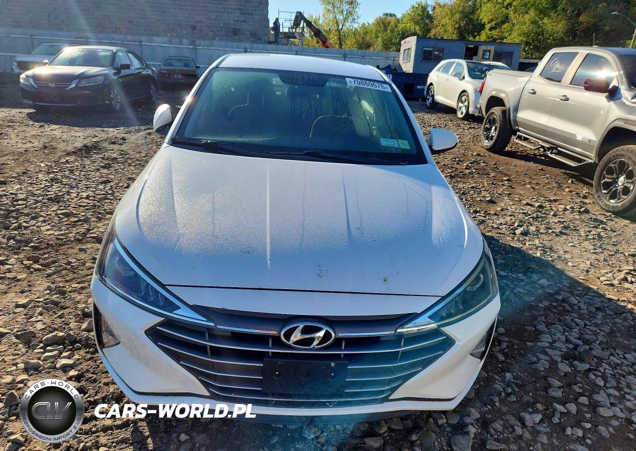 2019 Hyundai Elantra Se VIN:5NPD74LF0KH425468 - 5
