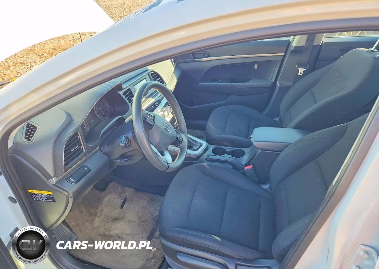2019 Hyundai Elantra Se VIN:5NPD74LF0KH425468 - 7