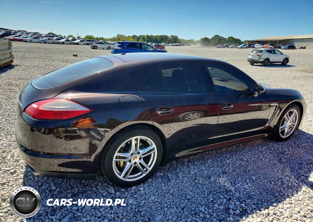 2013 Porsche Panamera 2 VIN:WP0AA2A78DL015097 - 3