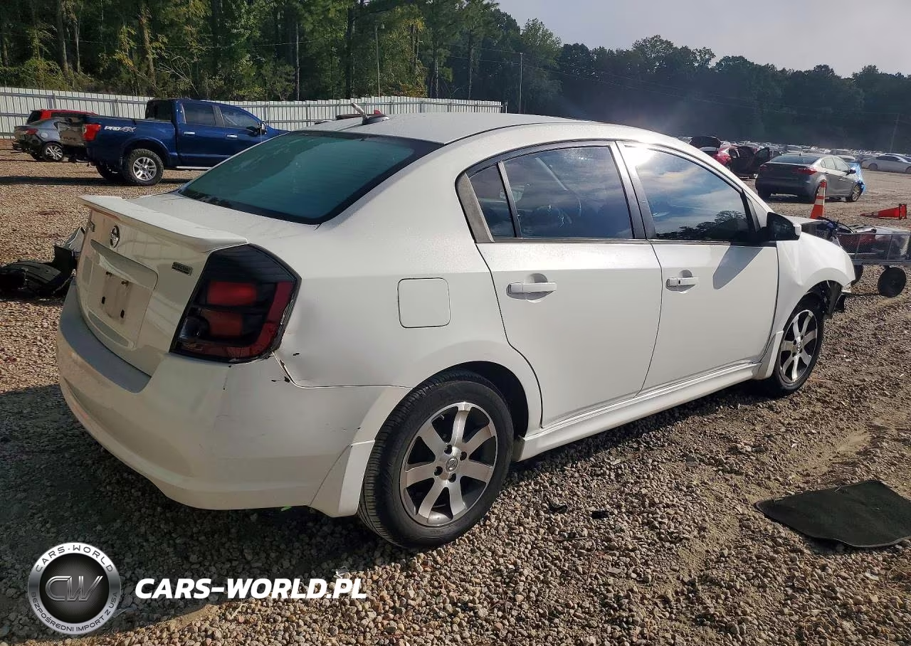 2012 Nissan Sentra 2.0 VIN:3N1AB6AP7CL784104 - 3