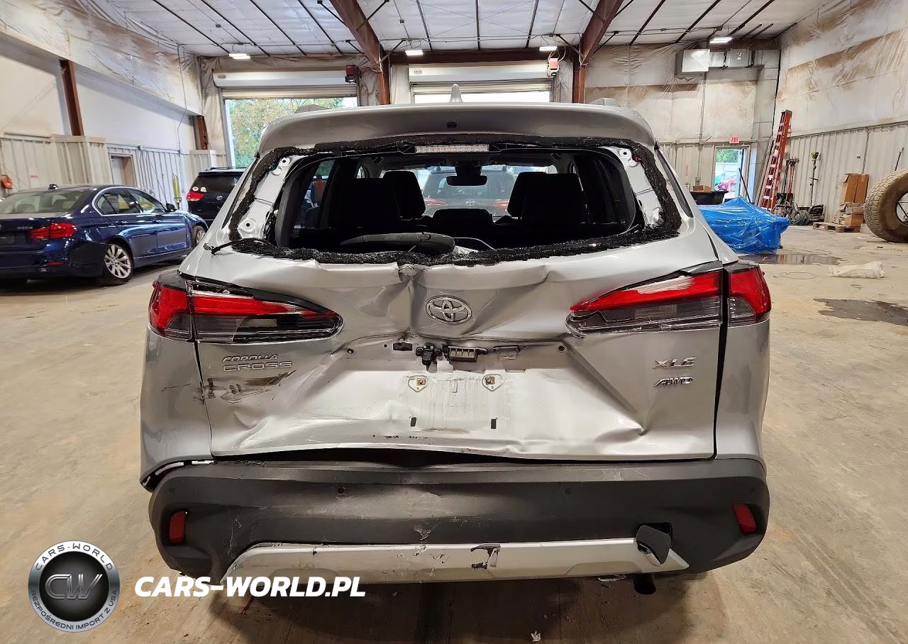 2022 Toyota Corolla Cross Xle VIN:7MUEAABG7NV012028 - 6
