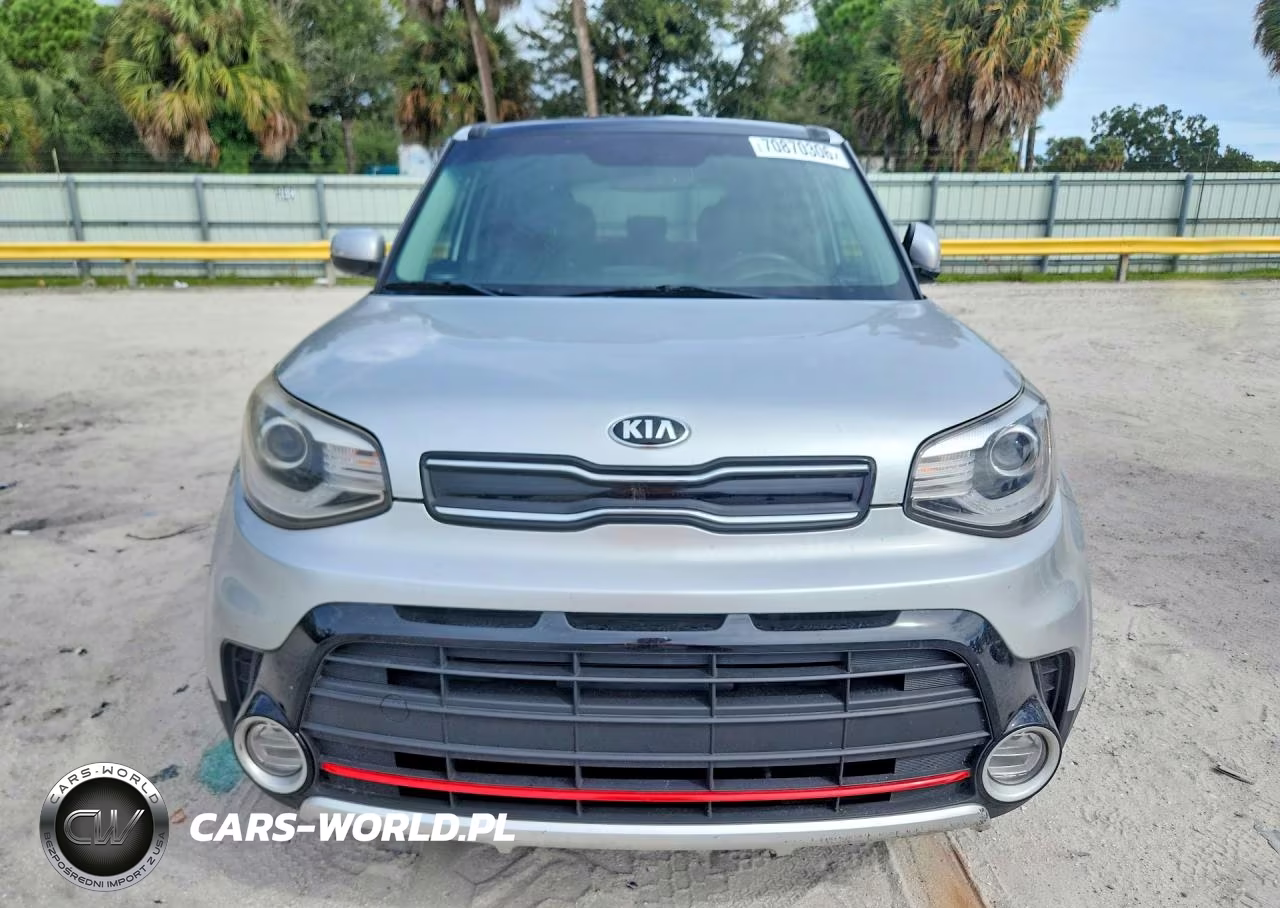 2018 Kia Soul Base VIN:KNDJX3AA4J7524186 - 5