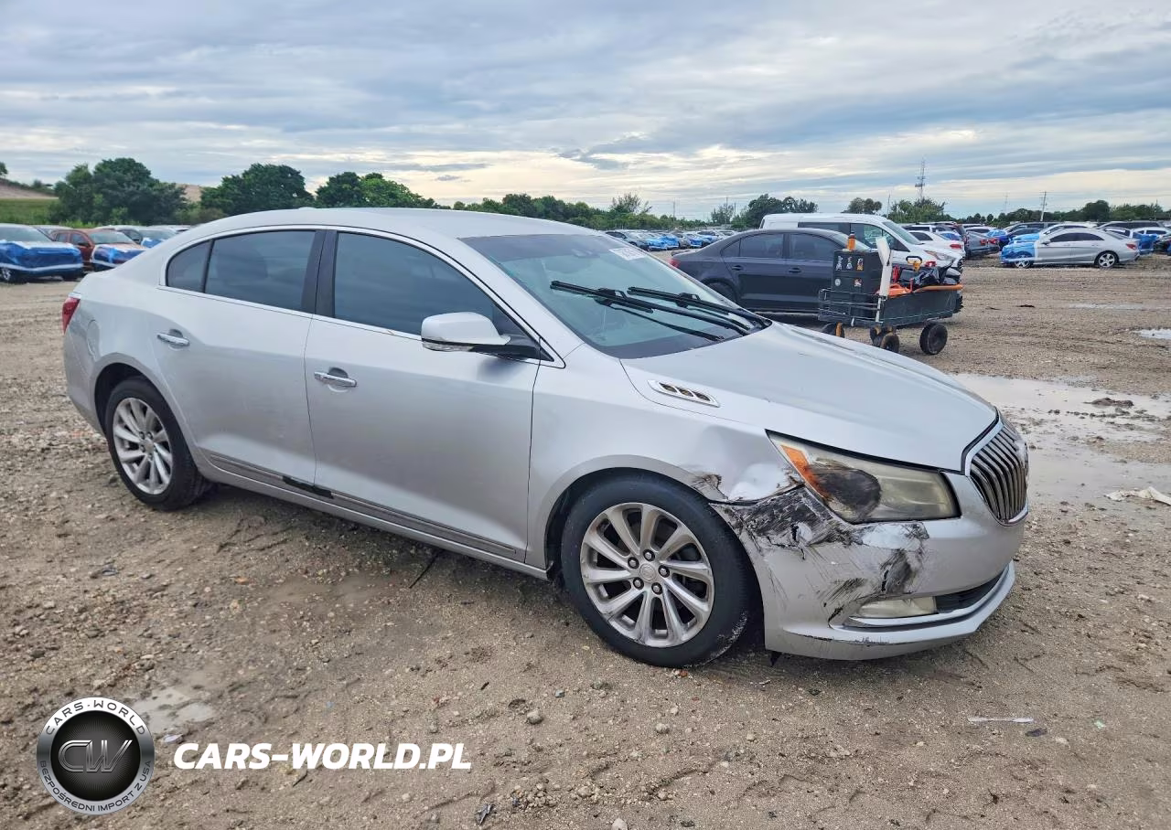 2015 Buick Lacrosse VIN:1G4GB5G31FF307894 - 4