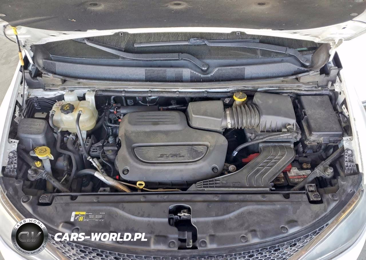 2019 Chrysler Pacifica Touring L VIN:2C4RC1BG4KR686681 - 12