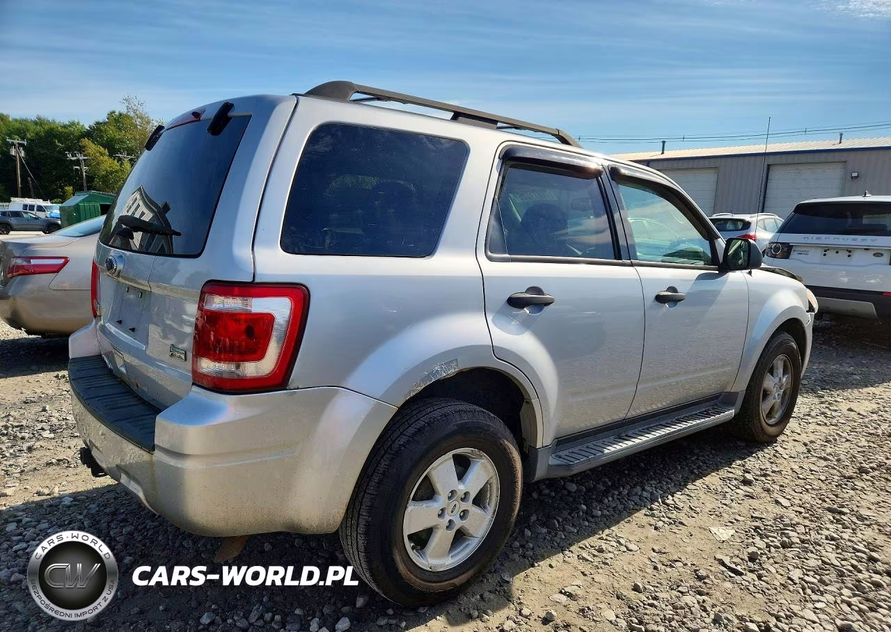 2011 Ford Escape Xlt VIN:1FMCU9DG1BKB09034 - 3