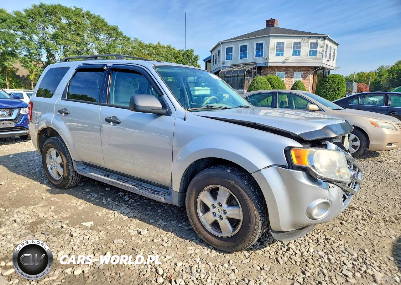2011 Ford Escape Xlt VIN:1FMCU9DG1BKB09034 - 4