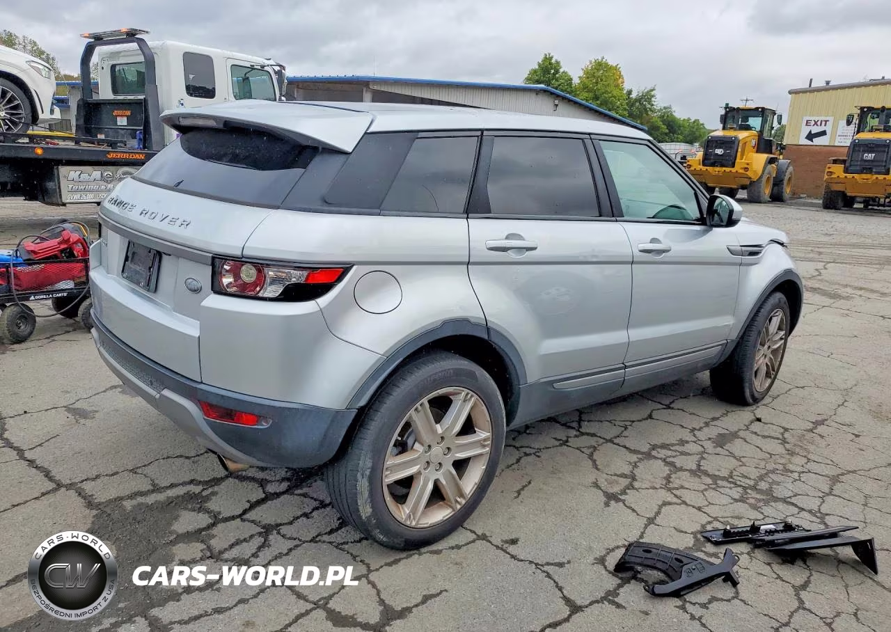 2015 Land Rover Range Rover Evoque Pure Plus VIN:SALVP2BG4FH962389 - 3