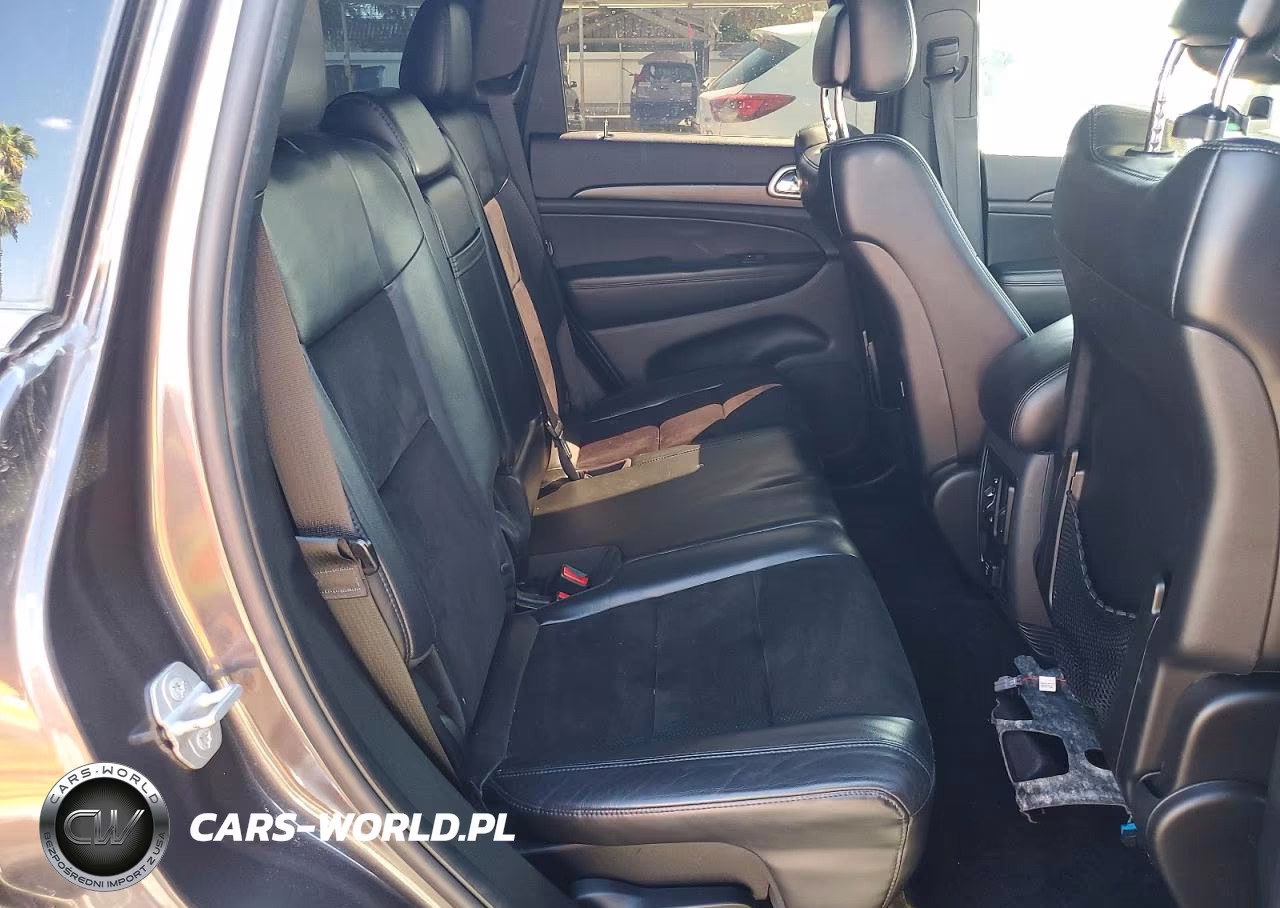 2015 Jeep Grand Cherokee Laredo VIN:1C4RJEAGXFC920433 - 11