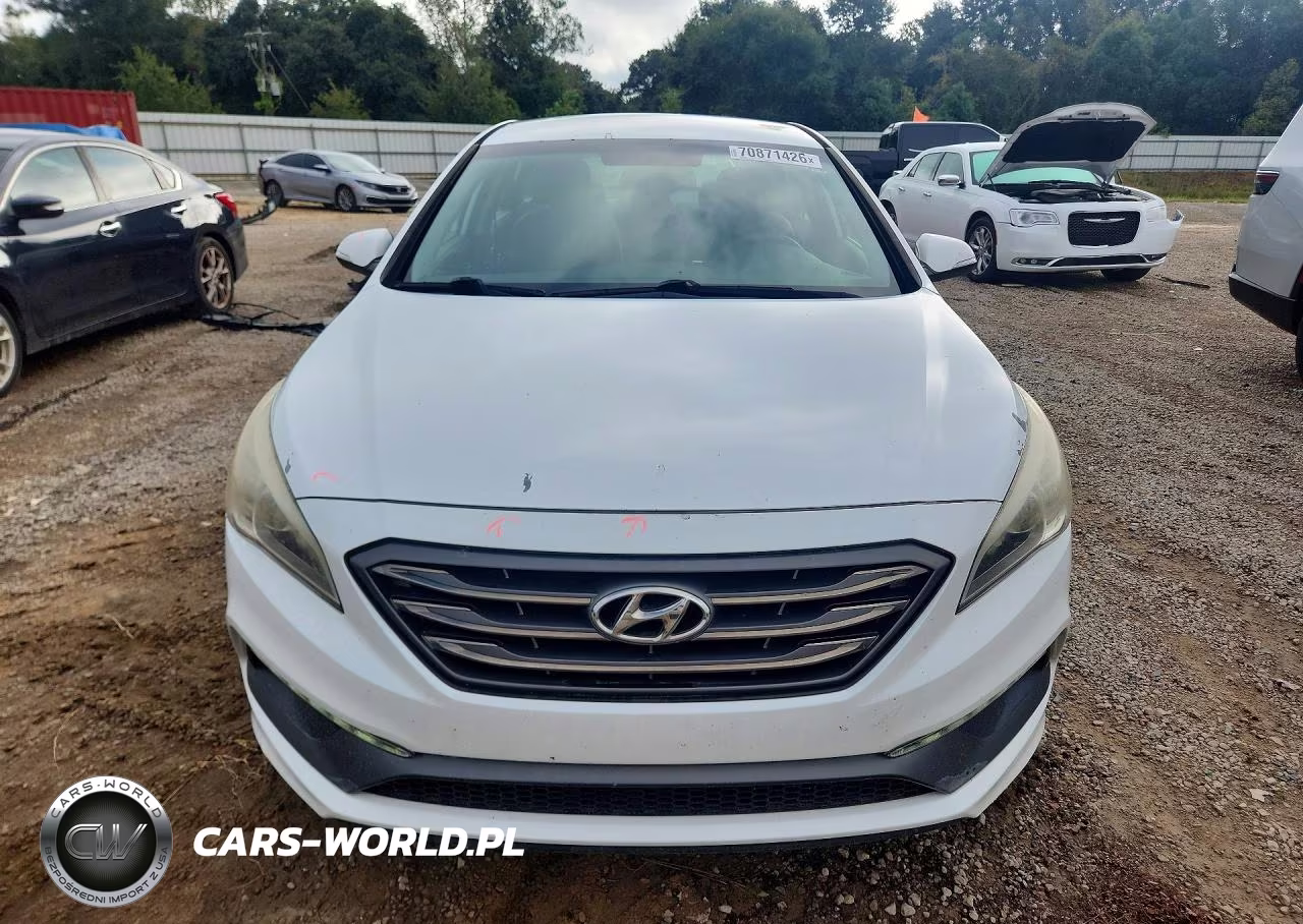 2015 Hyundai Sonata Sport VIN:5NPE34AFXFH197987 - 5