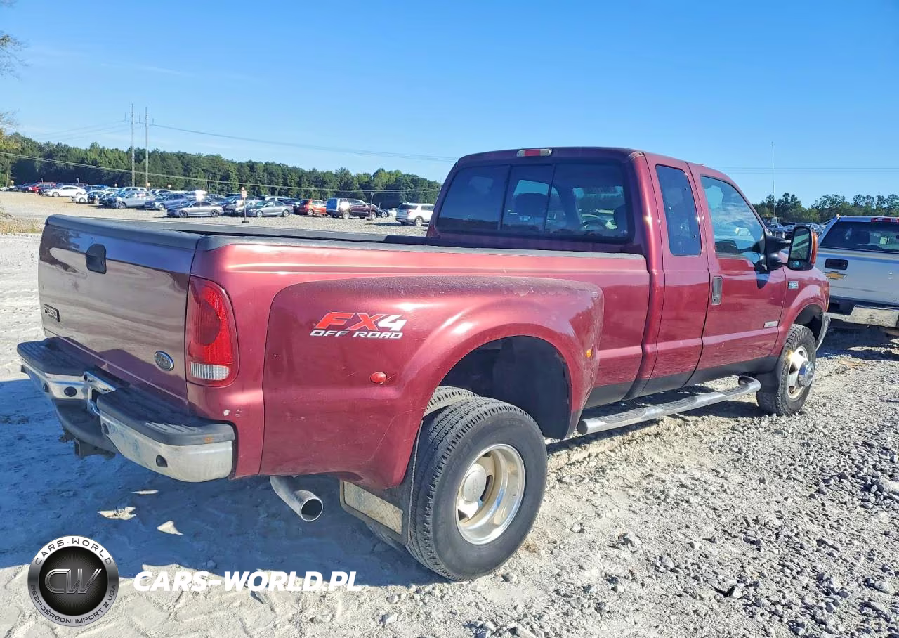 2004 Ford F350 Super Duty VIN:1FTWX33P94EA00054 - 3