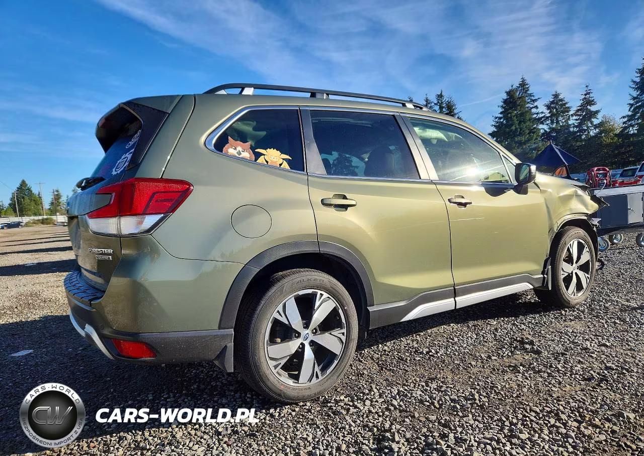 2021 Subaru Forester Touring VIN:JF2SKAXC6MH502769 - 3