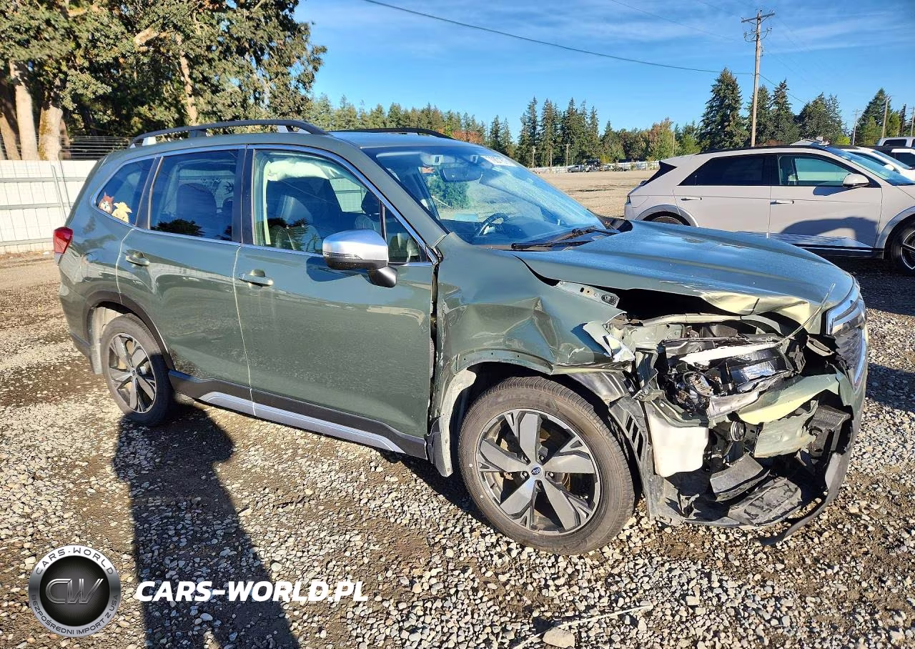 2021 Subaru Forester Touring VIN:JF2SKAXC6MH502769 - 4