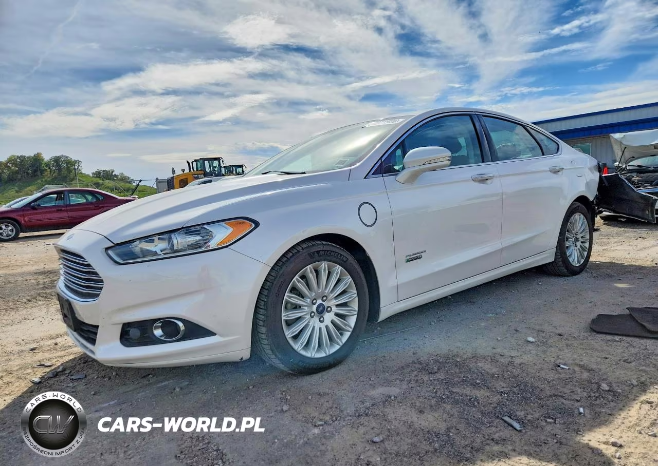 2015 Ford Fusion Se Phev VIN:3FA6P0PU6FR289902 - 1