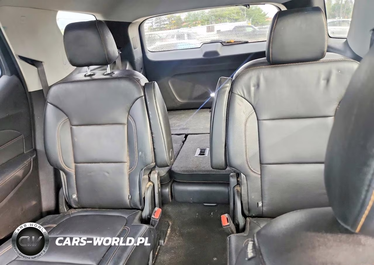 2019 Chevrolet Traverse Lt VIN:1GNEVHKWXKJ119086 - 10
