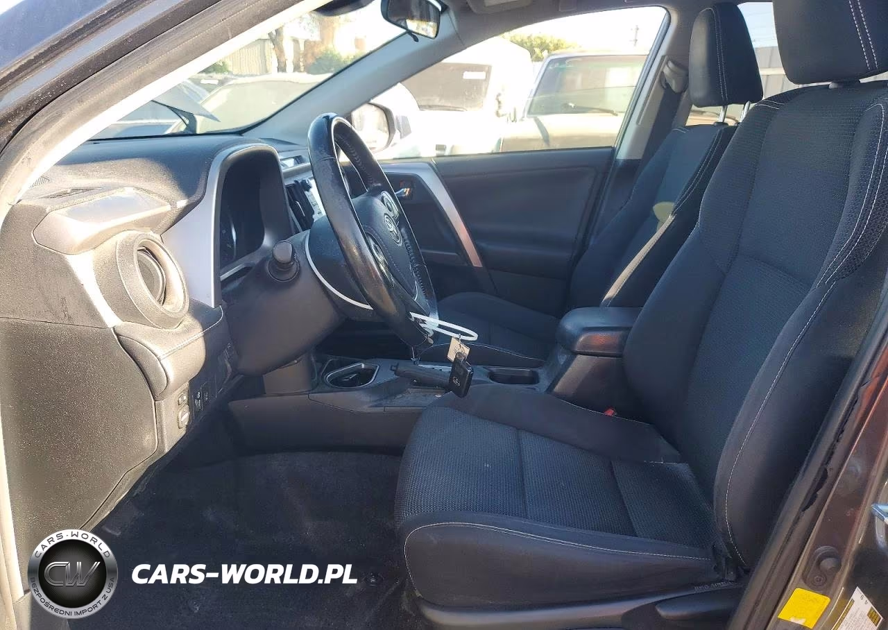 2017 Toyota Rav4 Hybrid Xle VIN:JTMRJREVXHD069957 - 7