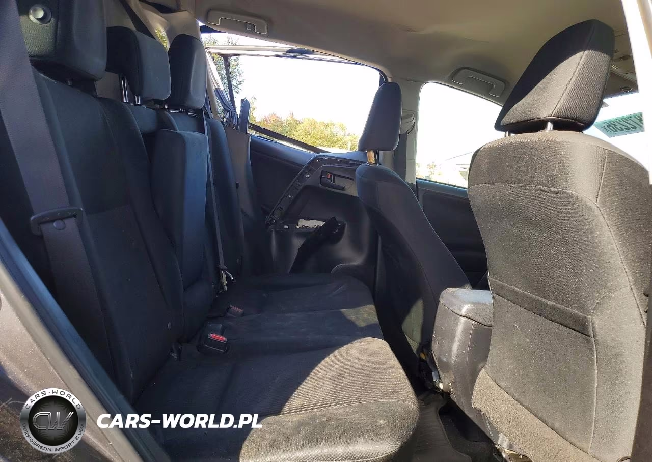 2017 Toyota Rav4 Le VIN:JTMBFREV0HJ170817 - 11