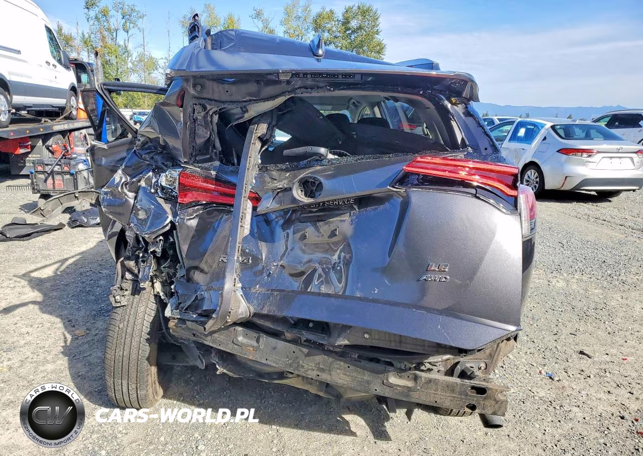 2017 Toyota Rav4 Le VIN:JTMBFREV0HJ170817 - 6