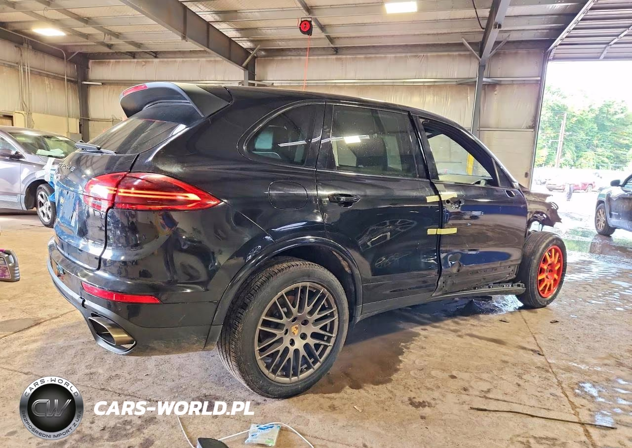 2018 Porsche Cayenne VIN:WP1AA2A24JKA00911 - 3