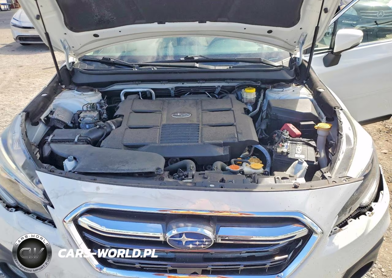 2018 Subaru Outback 3.6R Limited VIN:4S4BSENC1J3363633 - 12
