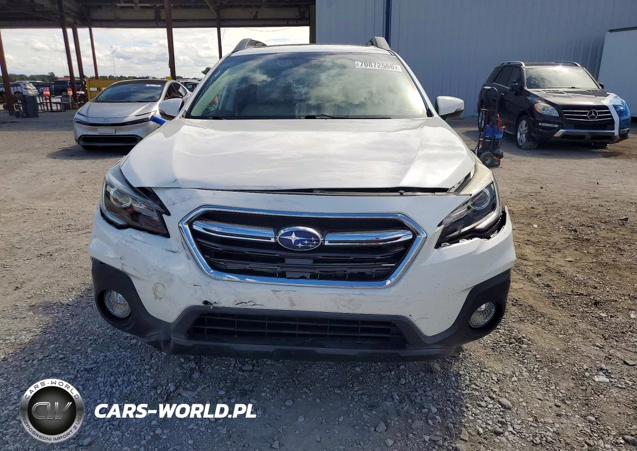 2018 Subaru Outback 3.6R Limited VIN:4S4BSENC1J3363633 - 5