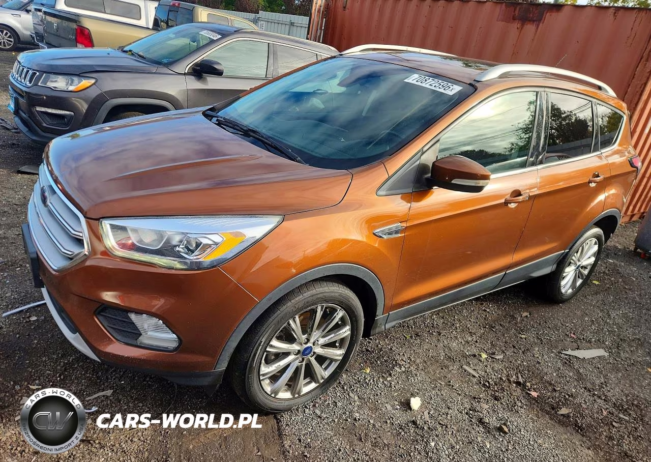 2017 Ford Escape Titanium – zdjęcie 1 z 13