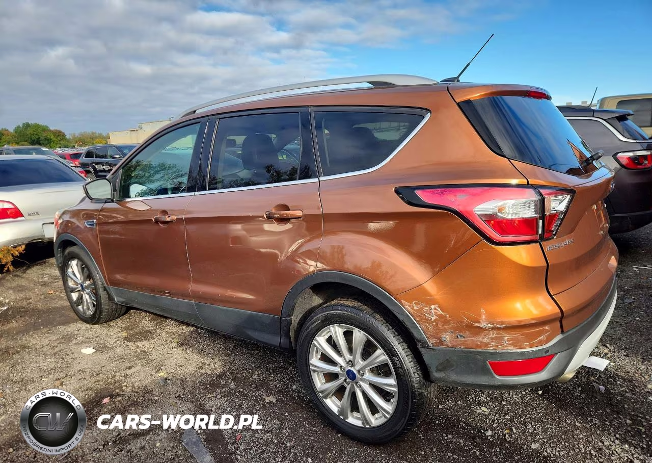 2017 Ford Escape Titanium VIN:1FMCU9J9XHUE25356 - 2